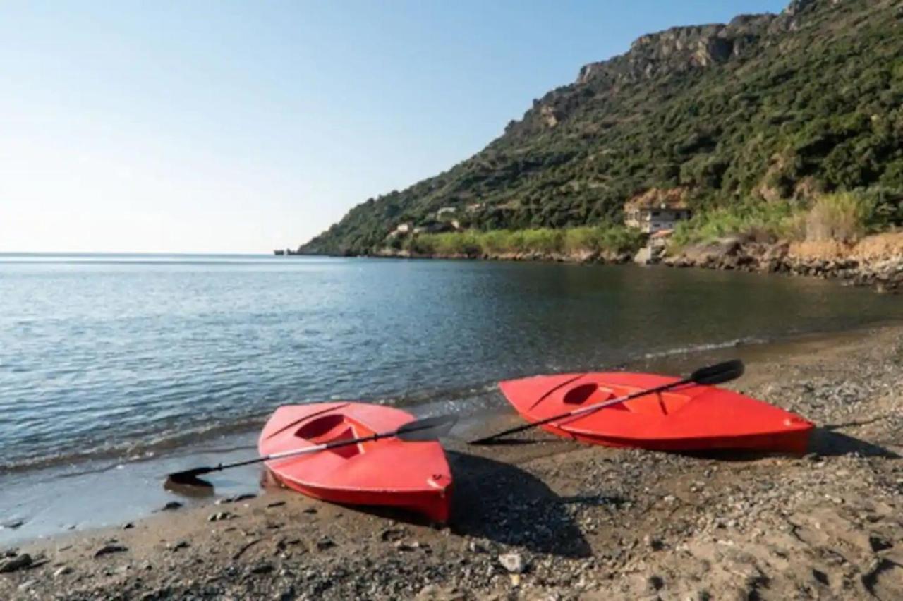 House Just On The Beach -Included 2 Canoe, 2 Bicycles Ravdhoukha Luaran gambar
